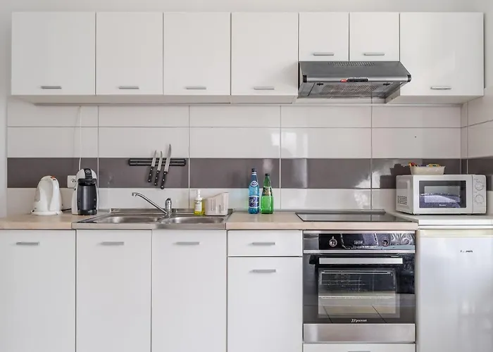 Piamola Omega Apartment *